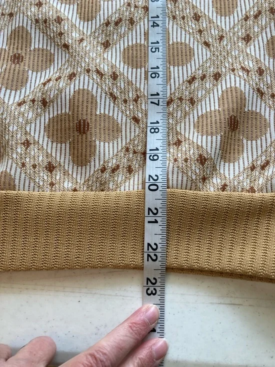 VTG 70s Classic Floral Knit Sleeveless Sweater Vest - Beige - Picture 6 of 7